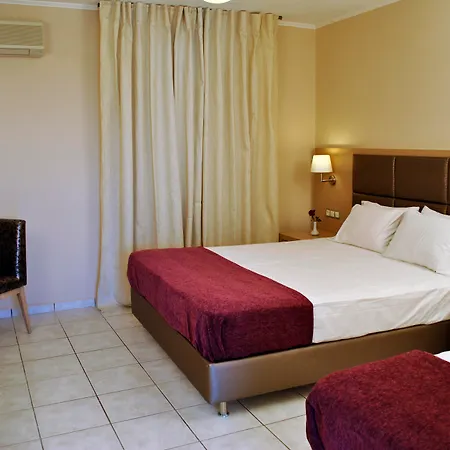 Plessas Palace 3*