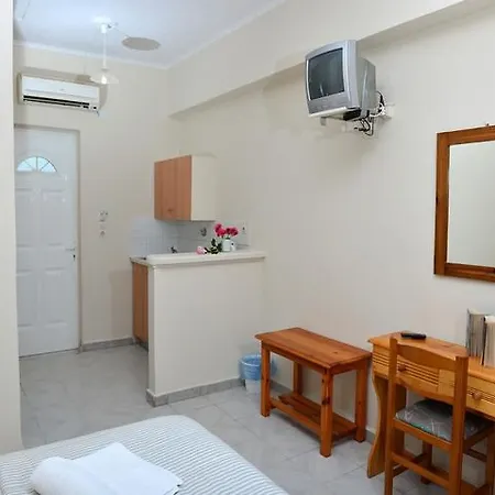 Plessas Palace 3*