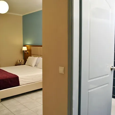 Plessas Palace 3* Αλυκανάς