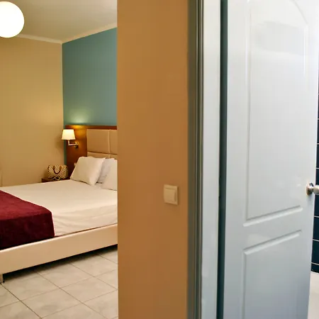Plessas Palace 3* Zakynthos Town