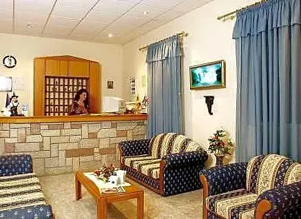 Plessas Palace Aparthotel 3*