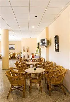 Plessas Palace Aparthotel 3*