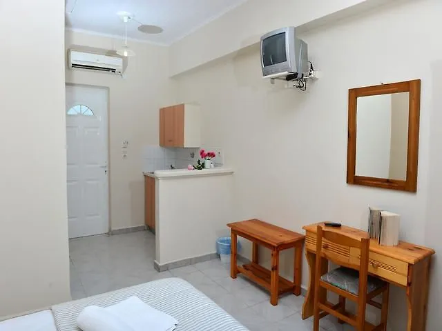 Plessas Palace 3*