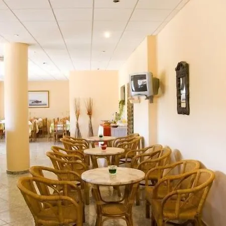 Lejlighedshotel Plessas Palace 3*